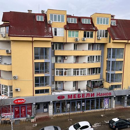 City View Apartment With 2 Bedrooms And Free Garage ブラゴエヴグラト エクステリア 写真